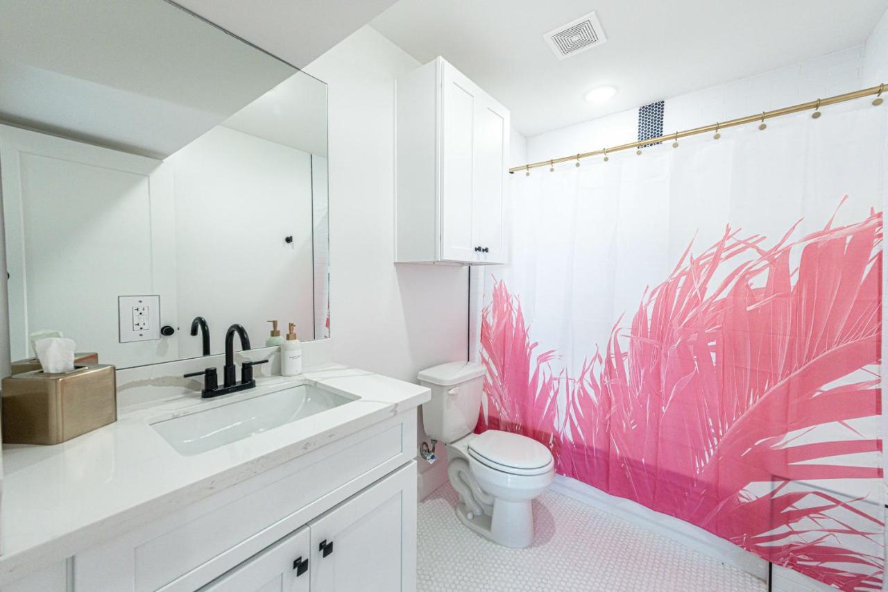 Pastel Tropics Studio Apartment Galveston Luaran gambar